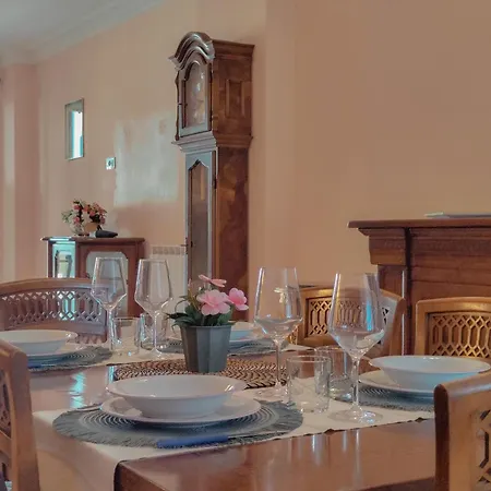 Апартаменты Accogliente E Confortevole By Host Hero *