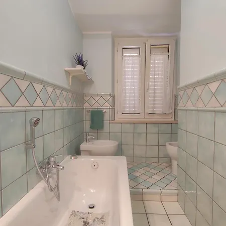 Accogliente E Confortevole By Host Hero Апартаменты